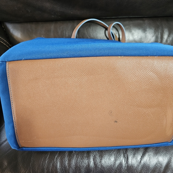 Coach Sawyer Signature Purse Handbag - Picture 7 of 14